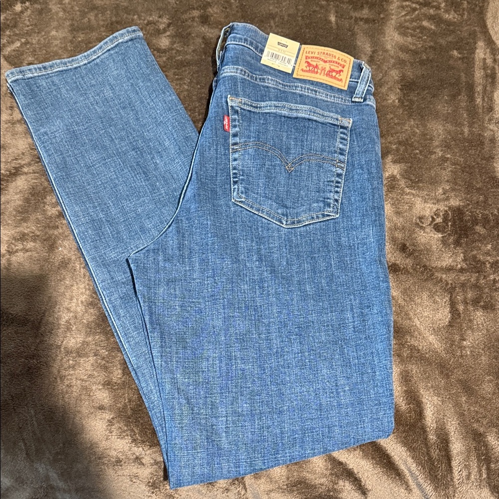 Levi's 724 High Rise Slim Straight